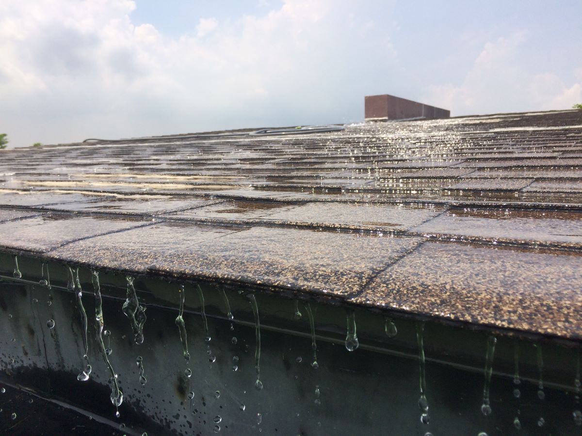 Rain falls on roof, potentially causing Brays Oaks roof damage