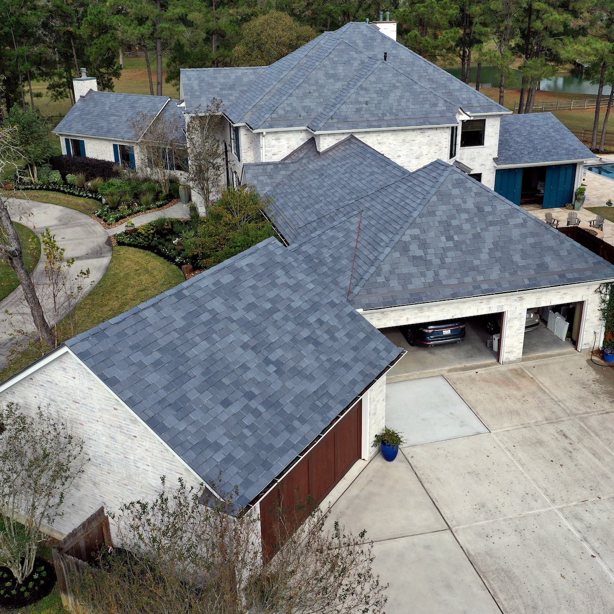 Newly installed DaVinci roofing shingles